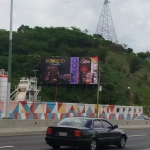 Autopista Guarenas - Guatire - MI-A20075