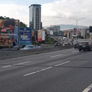 Autopista Prados Del Este - MI-A00060