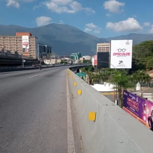 Autopista Prados Del Este - MI-A00101