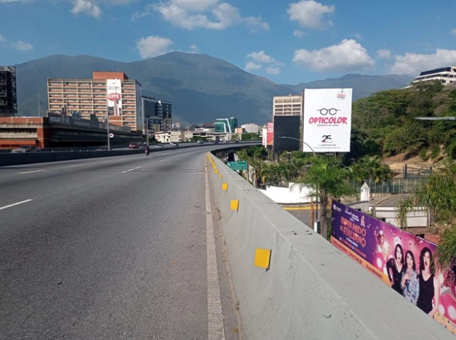 Autopista Prados Del Este - MI-A00101