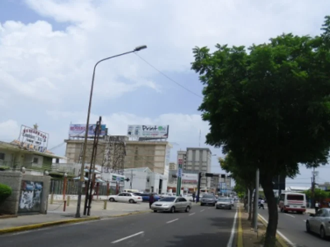 Av. 5 De Julio - ZU-A00025
