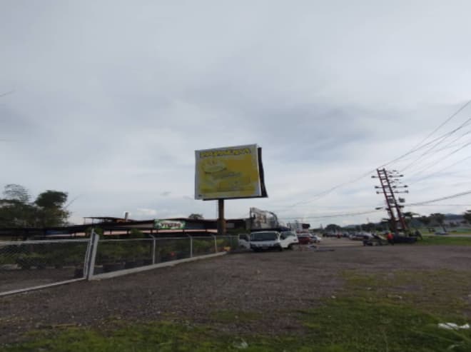 Av. Don Julio Centeno - CA-A00021