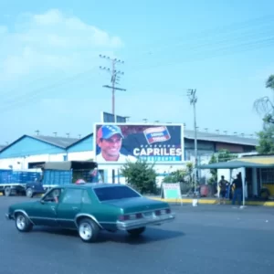 Av. Los Aviadores - AR-S00003