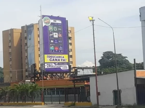 Av. Guaicaipuro - BA-A00012