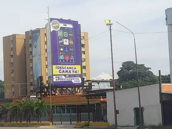 Av. Guaicaipuro - BA-A00012