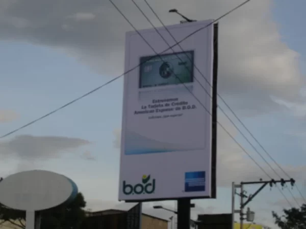 Estacionamiento De La Empresa Lider Auto - TA-A00009